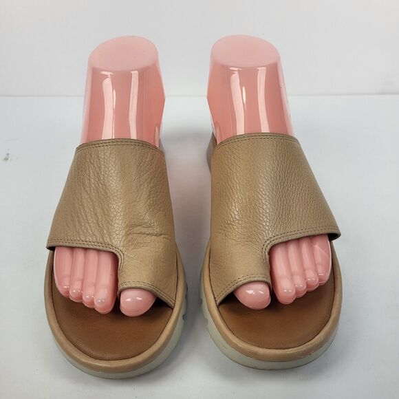 Caslon Farley Beige Toe Loop Sandals Slip on Size 6.5 - Picture 5 of 12